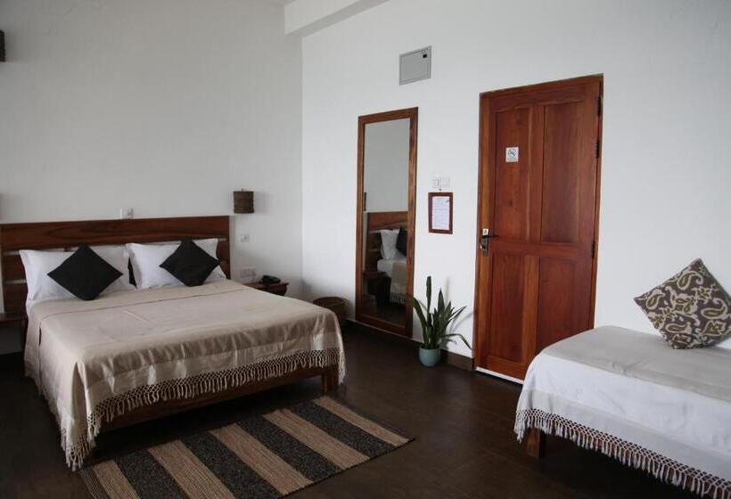 חדר דלוקס עם מרפסת נוף לים, Bay Vista