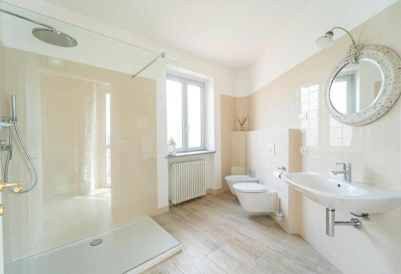 Люкс с гидромассажем, Borgo Vecchio Locanda Di Charme