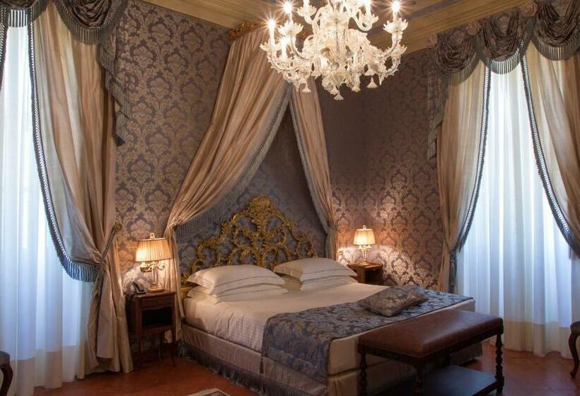 Полулюкс, Castello Di Guarene