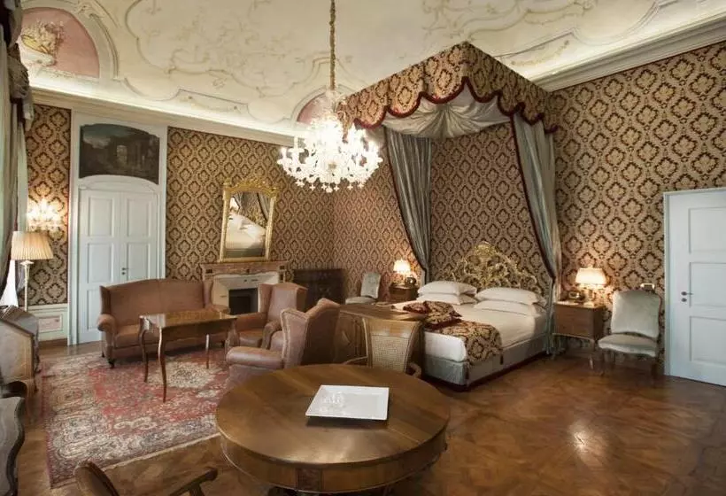 デラックスジュニアスイート, Castello Di Guarene