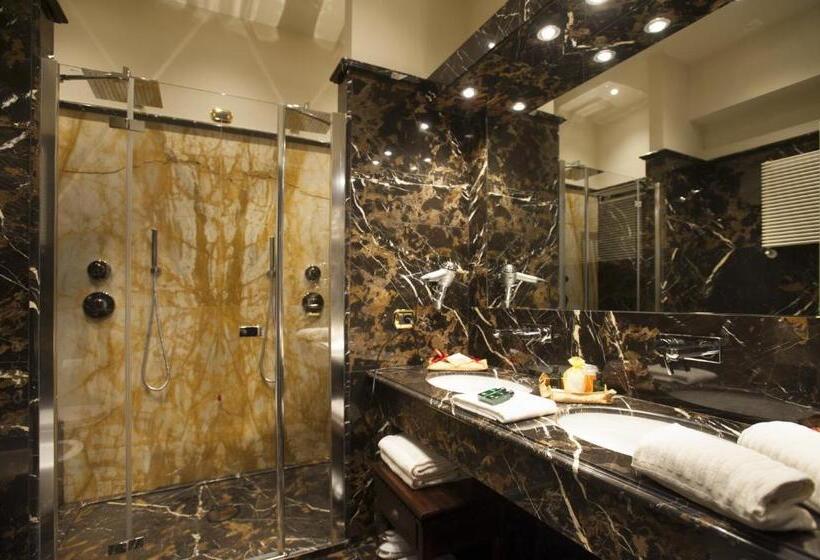 Полулюкс Повышенной Комфортности, Castello Di Guarene