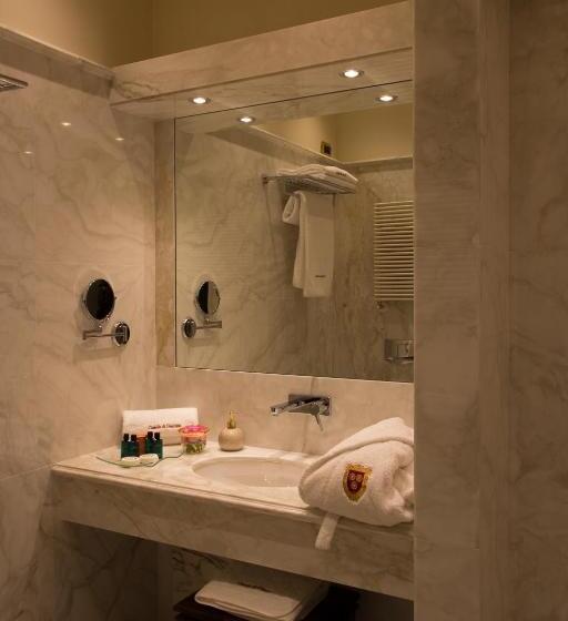 Люкс Deluxe Кровать Кинг, Castello Di Guarene