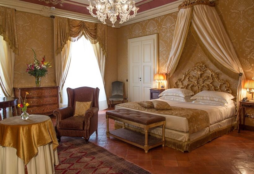 Номер Deluxe, Castello Di Guarene