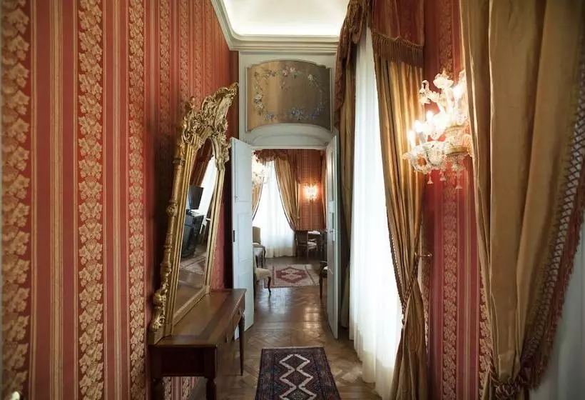 デラックスルーム, Castello Di Guarene