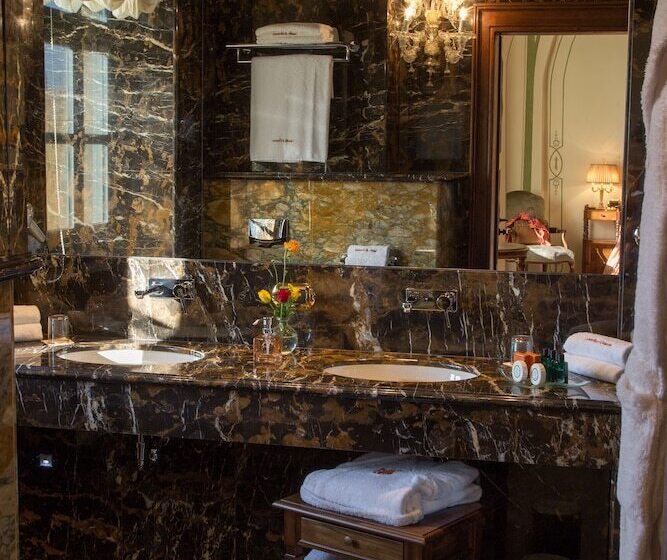 Номер Стандарт, Castello Di Guarene