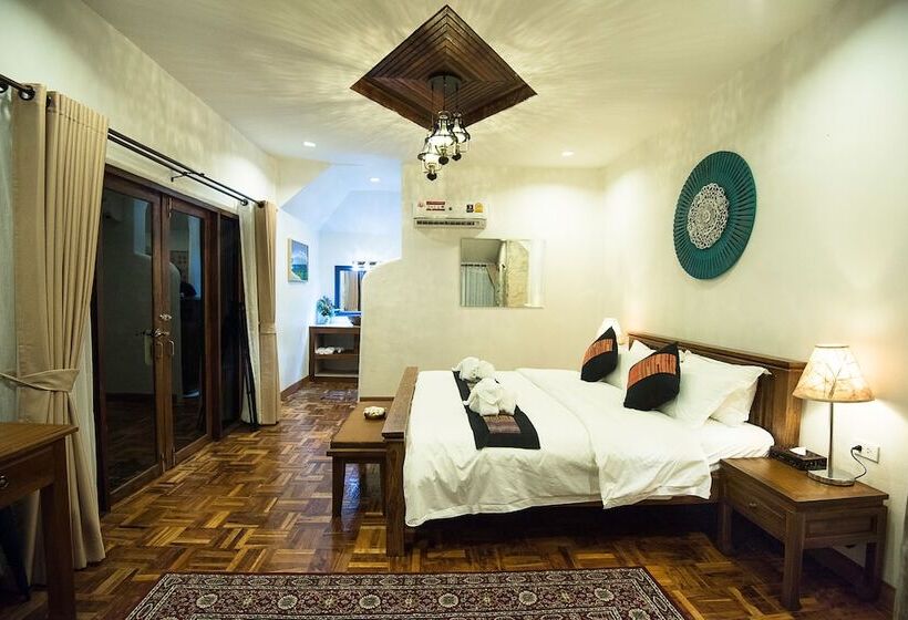 Deluxe Room, Eoutfitting Pai Resort