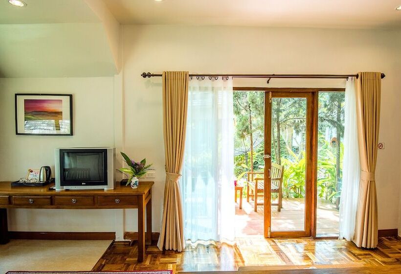 Deluxe Room, Eoutfitting Pai Resort
