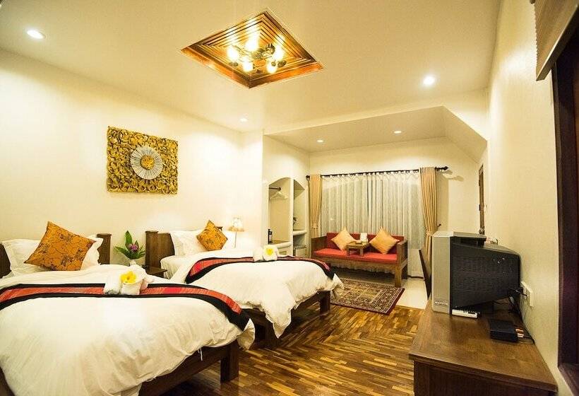 Deluxe Room, Eoutfitting Pai Resort