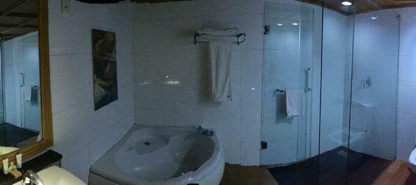 سوییت اجرایی, Golf Course