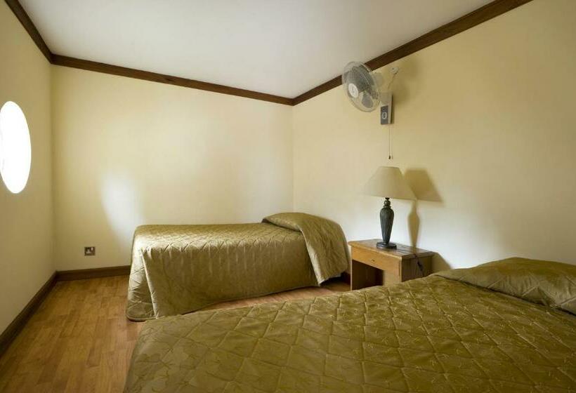 سوییت خانوادگی, Golf Course