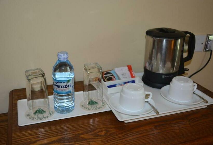 سوییت خانوادگی, Golf Course