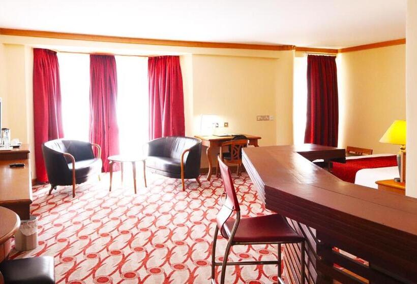 سوییت اجرایی, Golf Course