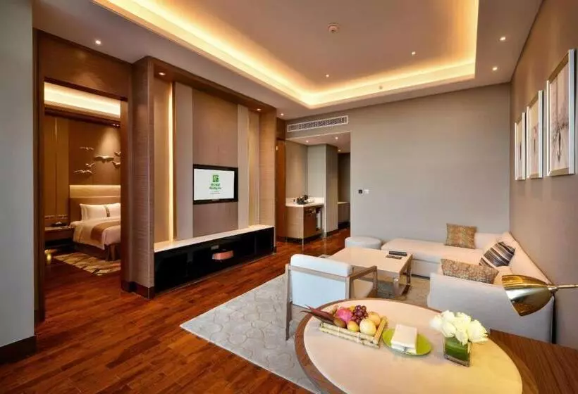 キングサイズベッドのスタンダードルーム, Holiday Inn Haikou West Coast By Ihg
