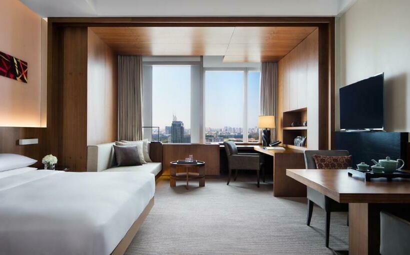 클럽 룸 킹침대, Hyatt Regency, Changchun