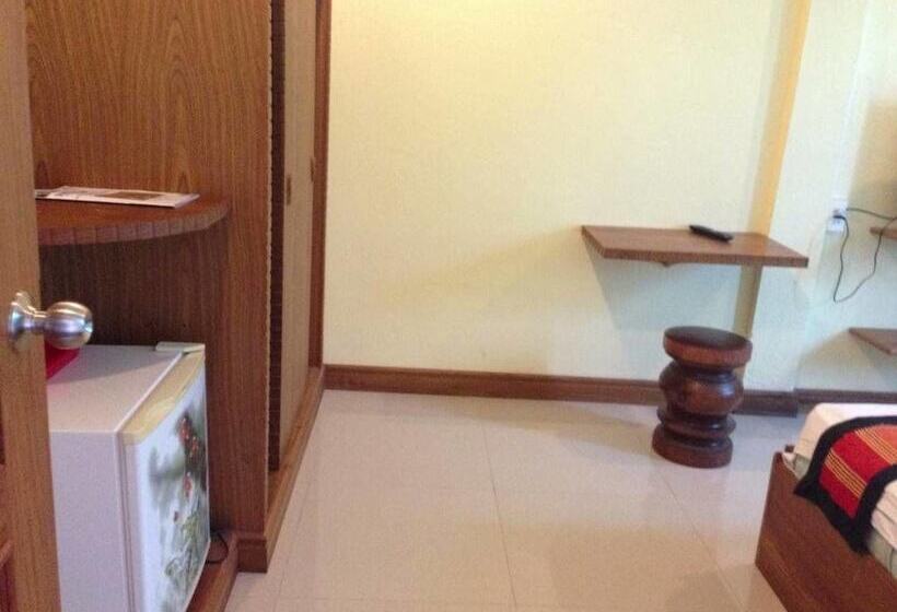 חדר דלוקס, Lankham