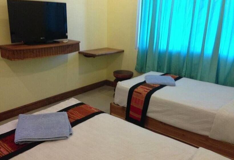 חדר דלוקס, Lankham