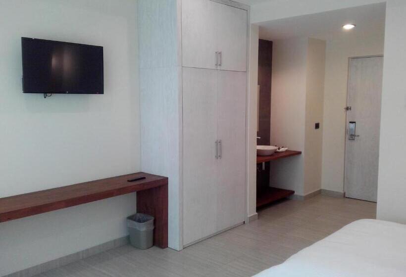 Номер Deluxe, Nak'an Secreto Maya