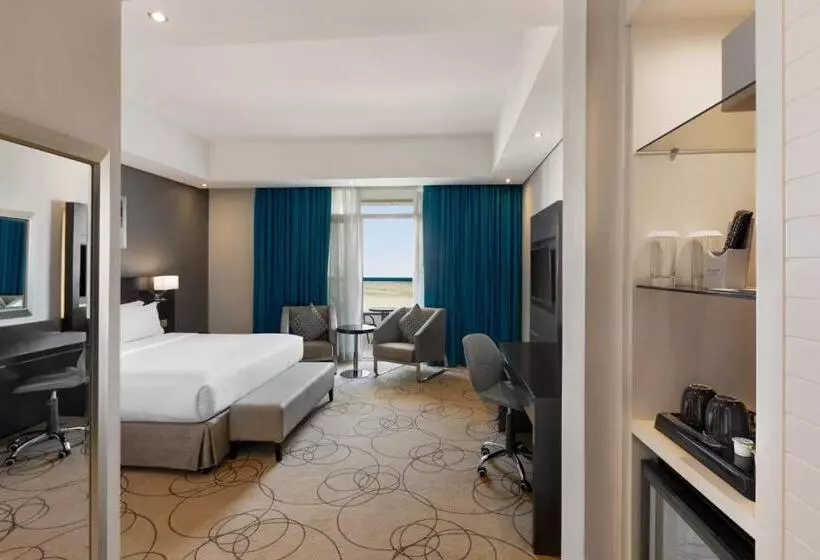 Deluxe Room King Size Bed