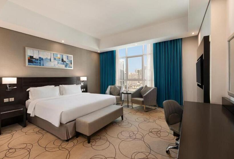 Президентский Люкс, Ramada By Wyndham Dubai Barsha Heights