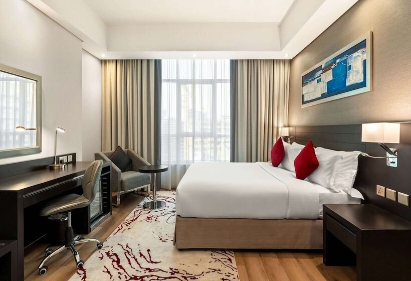 Президентский Люкс, Ramada By Wyndham Dubai Barsha Heights