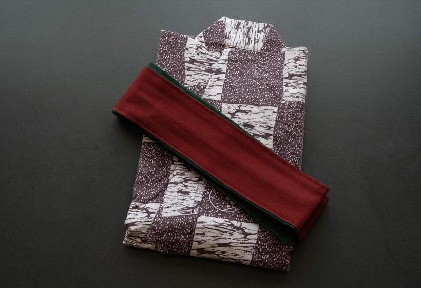 חדר משפחתי, Senpokaku