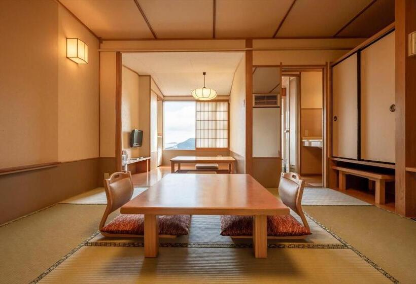 スタンダード４人部屋, Senpokaku