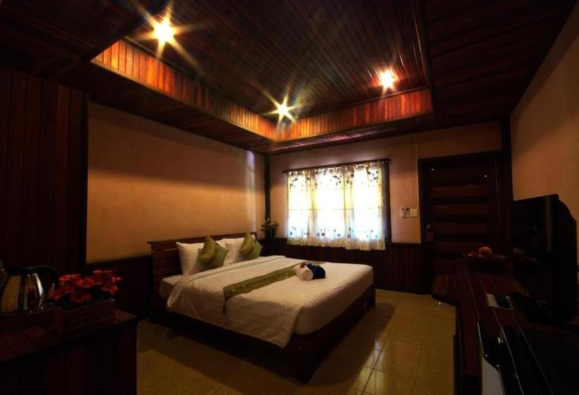 스탠다드 룸, Sangsawan Palace Khaolak Resort