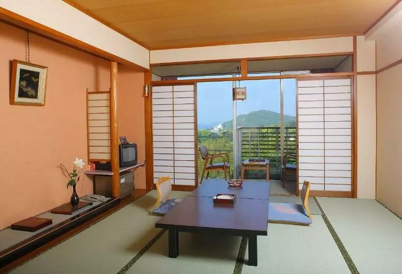 スタンダードルーム, Senpokaku
