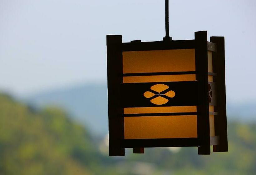 スタンダードルーム, Senpokaku