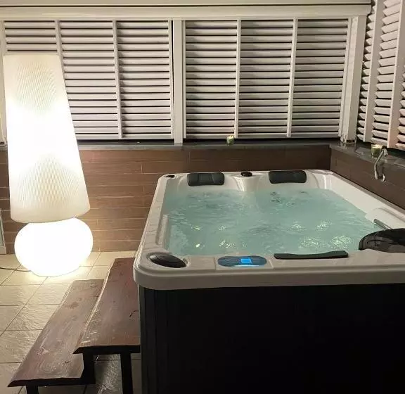 اتاق استاندارد با وان آب گرم, Villa Minieri Resort & Spa