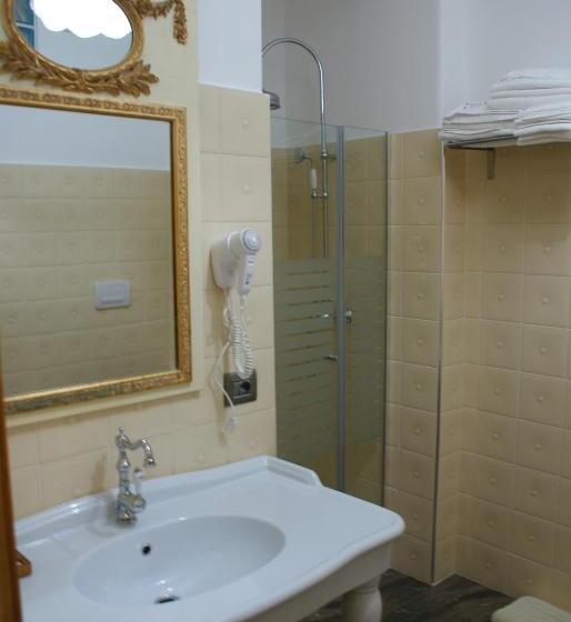 חדר סטנדרט לארבעה, Villa Minieri Resort & Spa