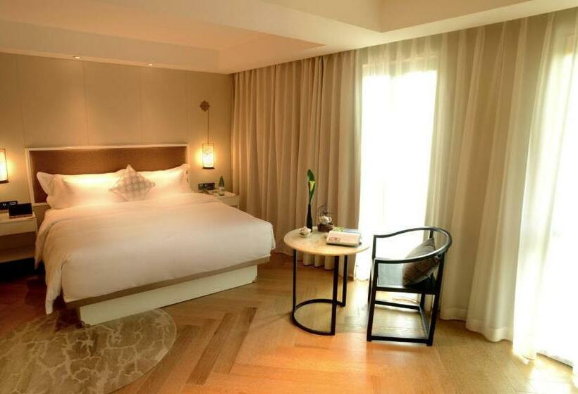 이그제큐티브 룸, Ln Hotel Five