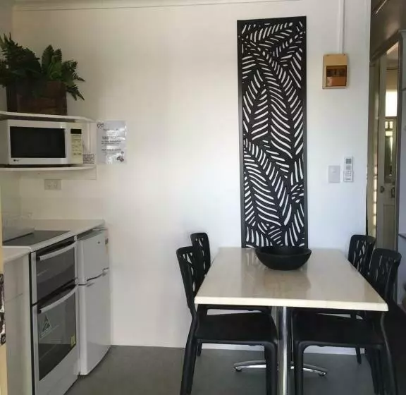 ガーデンビューのスタンダードバンガロー, Maroochy River Bungalows