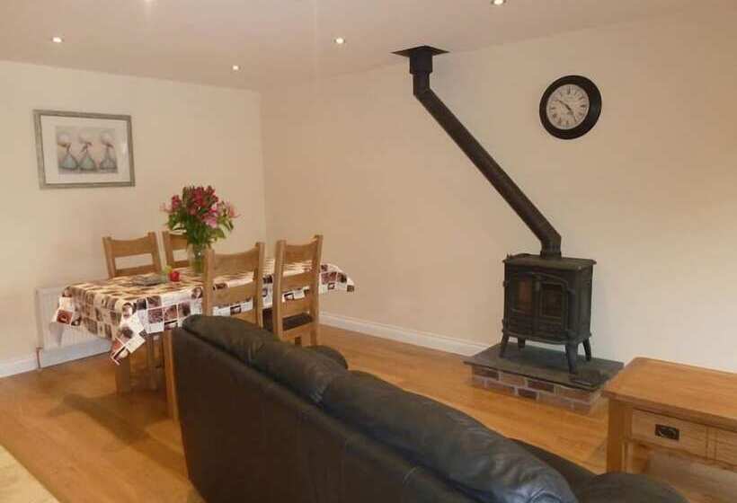 Дом 2 Спальни, Oatlands Self Catering Cottages