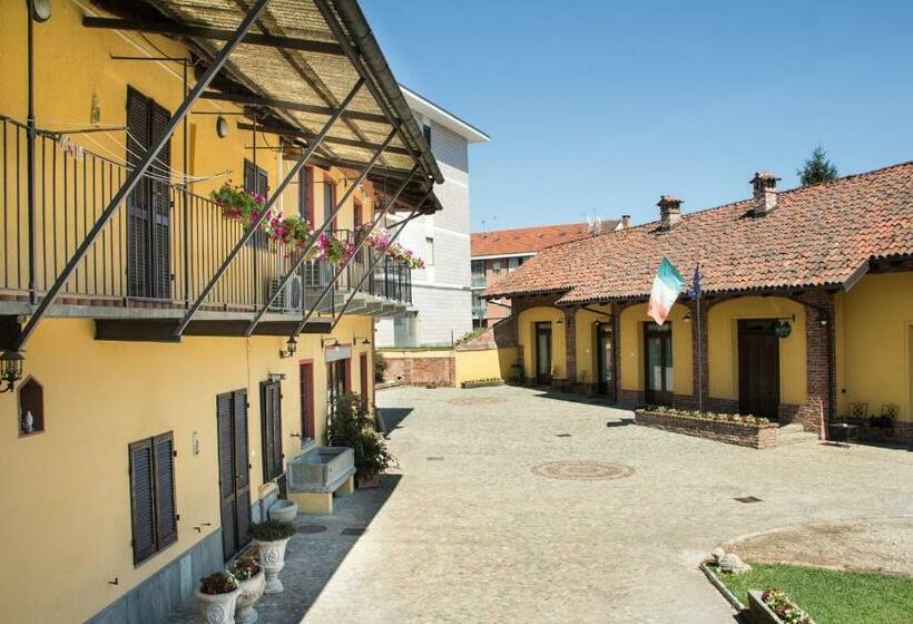 غرفة قياسية ثلاثية, Casa Del Grande Vecchio