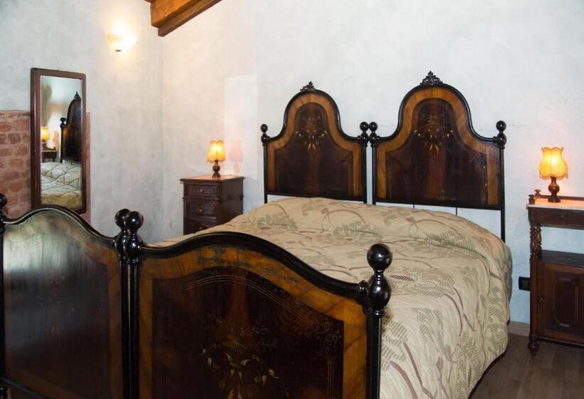 غرفة قياسية ثلاثية, Casa Del Grande Vecchio