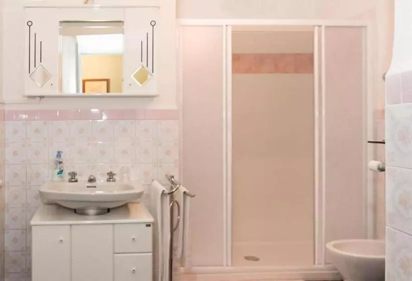 Standard Neljän Hengen Huone, Casa Del Grande Vecchio