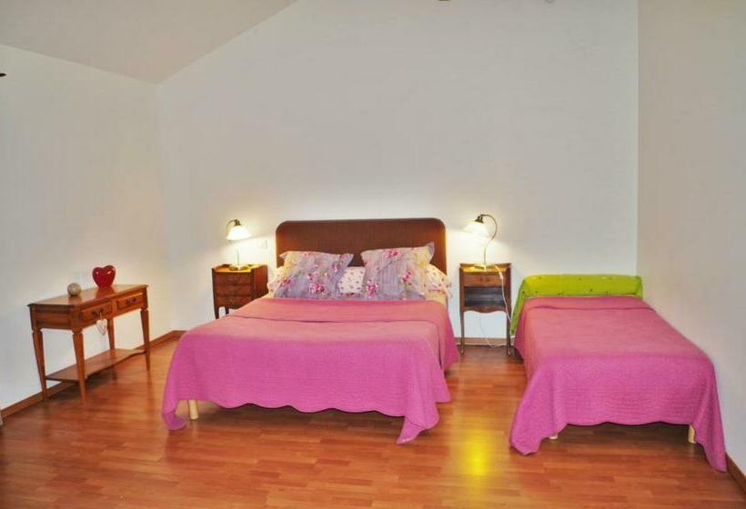 Номер Стандарт Вид на Сад, Domaine Joseph Lafarge Wine Resort B&b