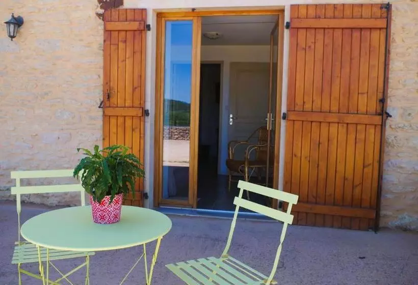 ガーデンビュースタンダードルーム, Domaine Joseph Lafarge Wine Resort B&b
