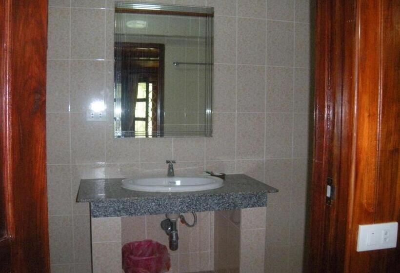 Номер Стандарт, Phone Praseuth Guesthouse