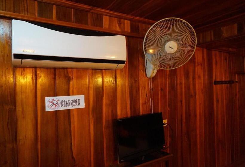 Номер Стандарт, Phone Praseuth Guesthouse