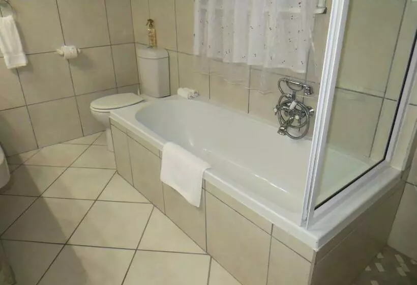 オーシャンビュースタンダードルーム, The Pink Lodge On The Beach