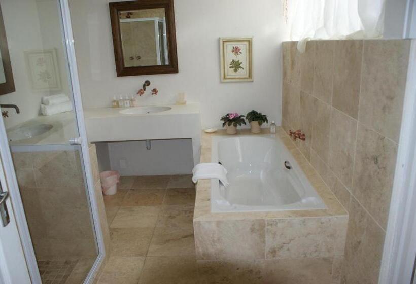 海景标准间带阳台, The Pink Lodge On The Beach