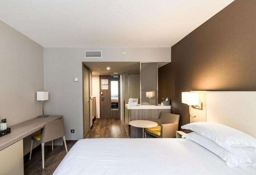 اتاق کلاسیک در طبقه همکف, Ac Hotel By Marriott Marseille Prado Vélodrome