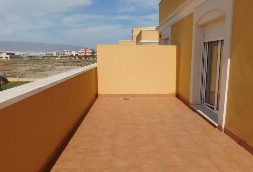 １ベッドルームペントハウスアパート, Apartamentos Playamar