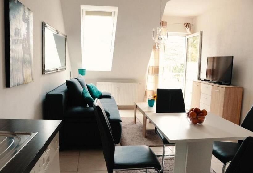 דירת חדר נוף לגינה, Vienna Airport Residences