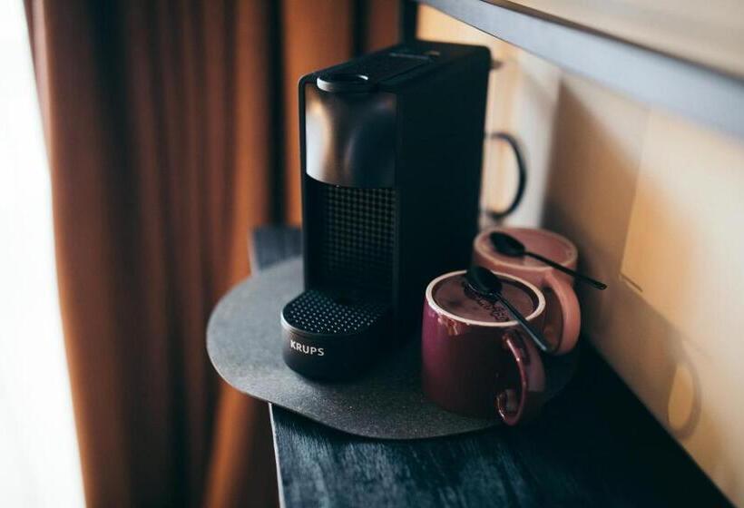 Полулюкс Вид на Бассейн, Boutique Hotel Das Rivus