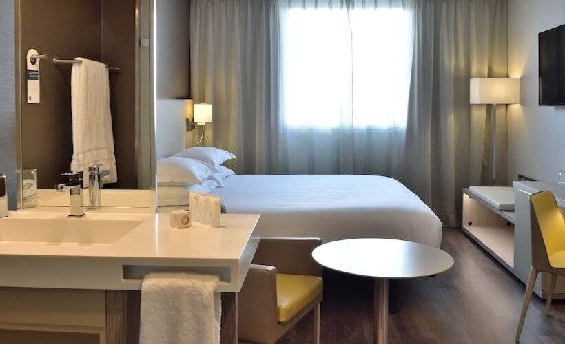 اتاق کلاسیک با تخت دوبل, Ac Hotel By Marriott Marseille Prado Vélodrome