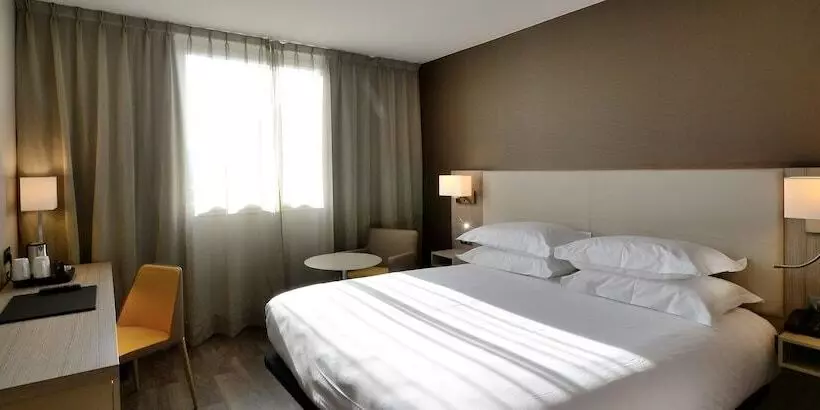 ダブルベッドのクラシックルーム, Ac Hotel By Marriott Marseille Prado Vélodrome