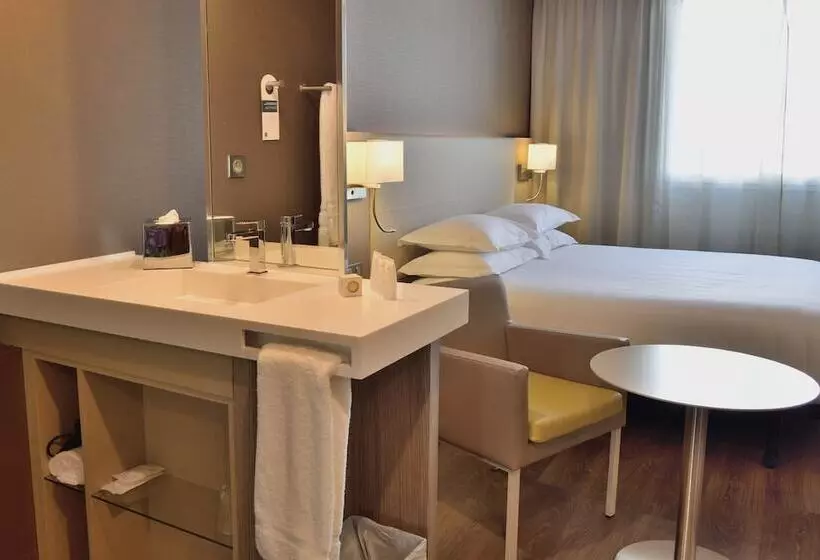 ダブルベッドのクラシックルーム, Ac Hotel By Marriott Marseille Prado Vélodrome